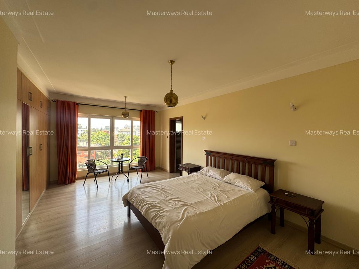 3 Bed Apartment with En Suite in Westlands Area - 12