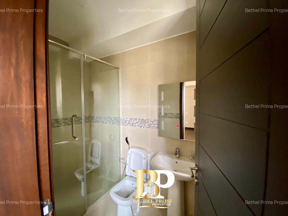 3 Bed Apartment with En Suite in Lavington - 18