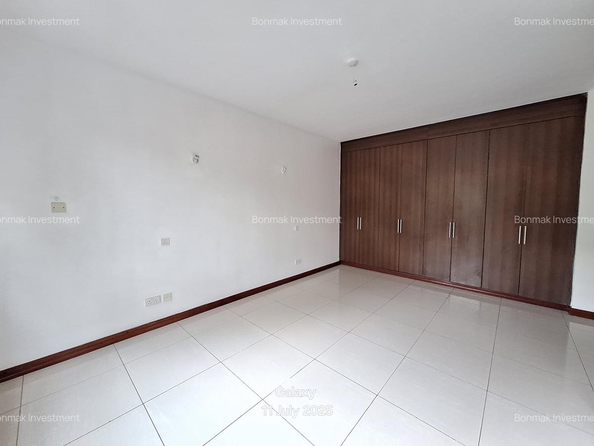 4 Bed Apartment with En Suite at Raphta Road - 12