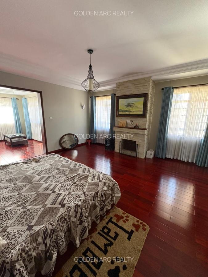 5 Bed Townhouse with En Suite in Karen - 11