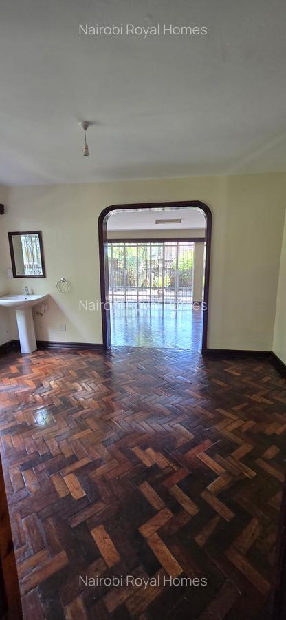 5 Bed Townhouse with Staff Quarters at Lavington Green - 19