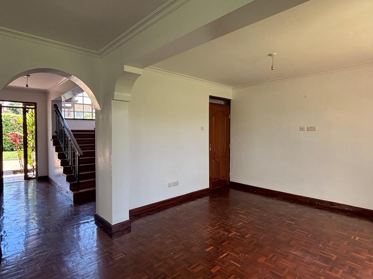 4 Bed Villa with En Suite in Kiambu Road - 16
