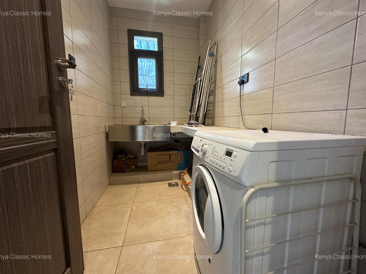 Furnished 3 Bed Apartment with En Suite at Riverside - 8