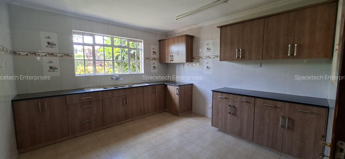 4 Bed Townhouse with En Suite in Kiambu Road - 6