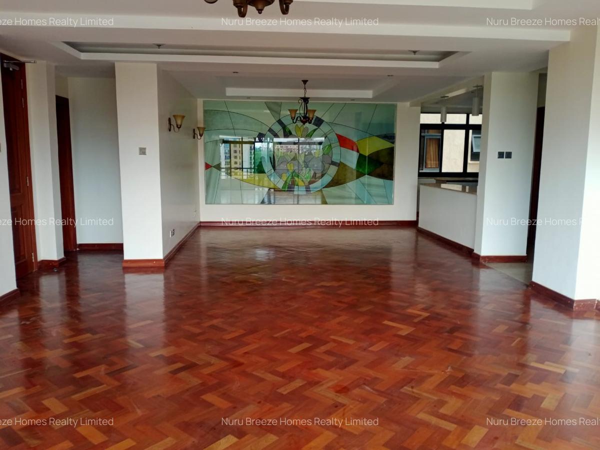 3 Bed Apartment with En Suite in Riverside - 7