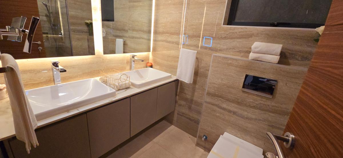 2 Bed Apartment with En Suite at Riverside Drive - 9