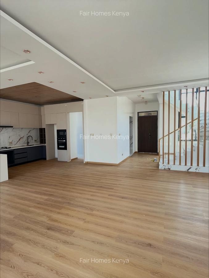 5 Bed Townhouse with En Suite at Lavington Green - 6