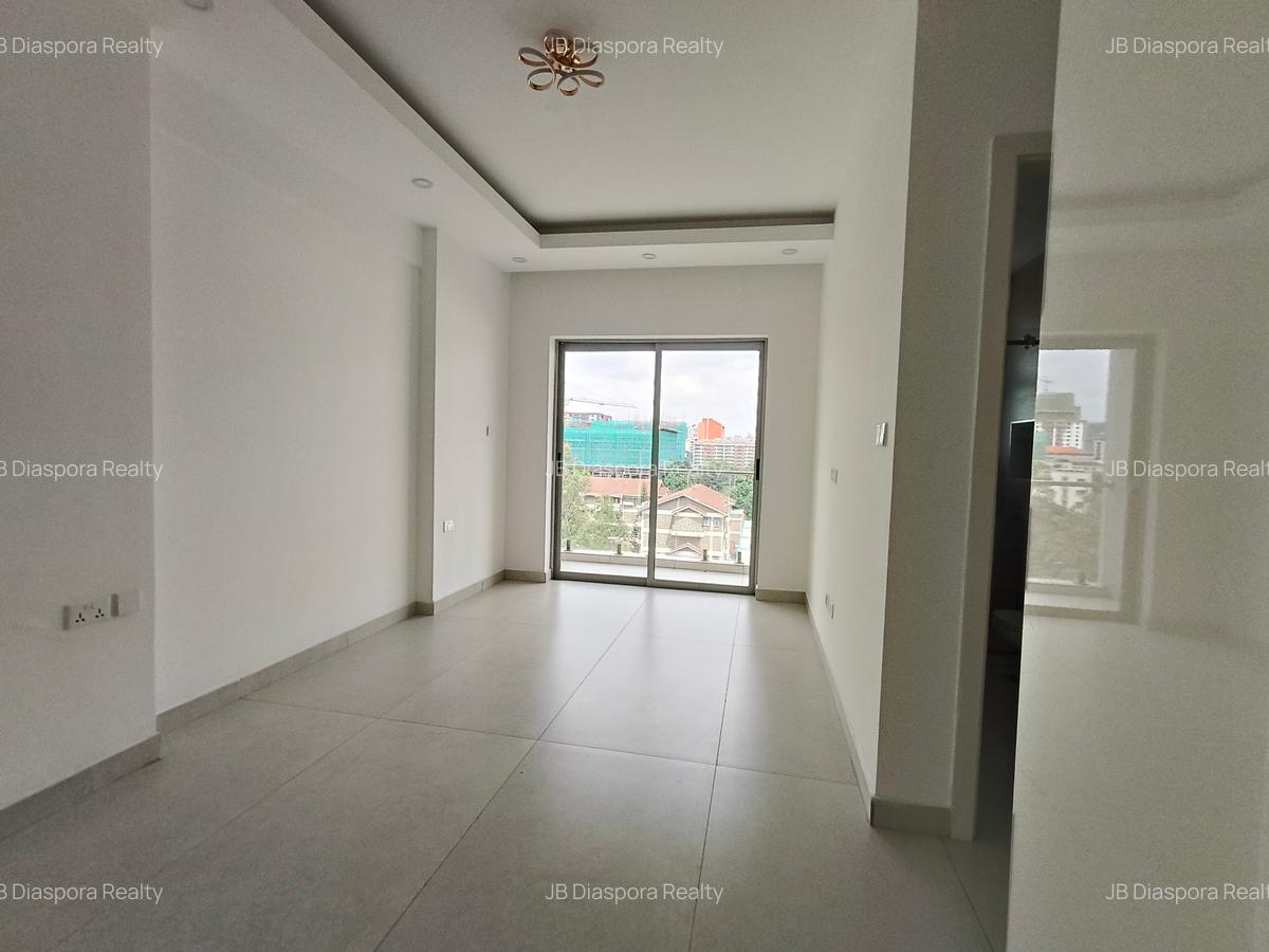 4 Bed Apartment with En Suite at General Mathenge - 12