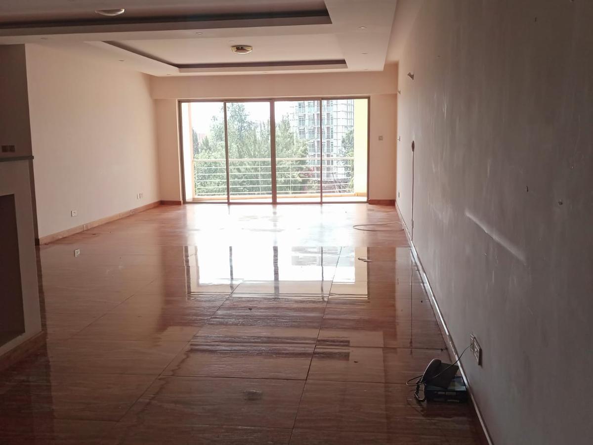 3 Bed Apartment with En Suite in Kileleshwa - 18