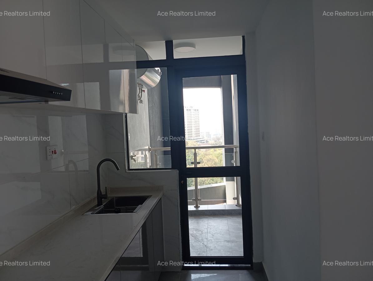 2 Bed Apartment with En Suite at Westlands - 8