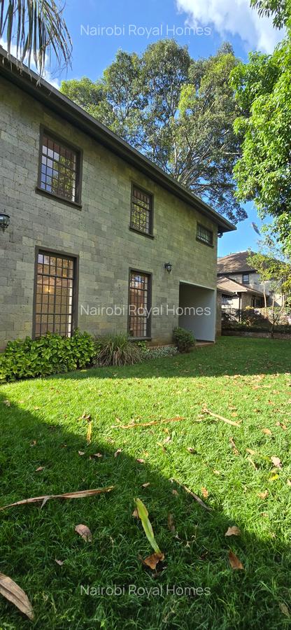 5 Bed Townhouse with En Suite at Peponi Road - 8