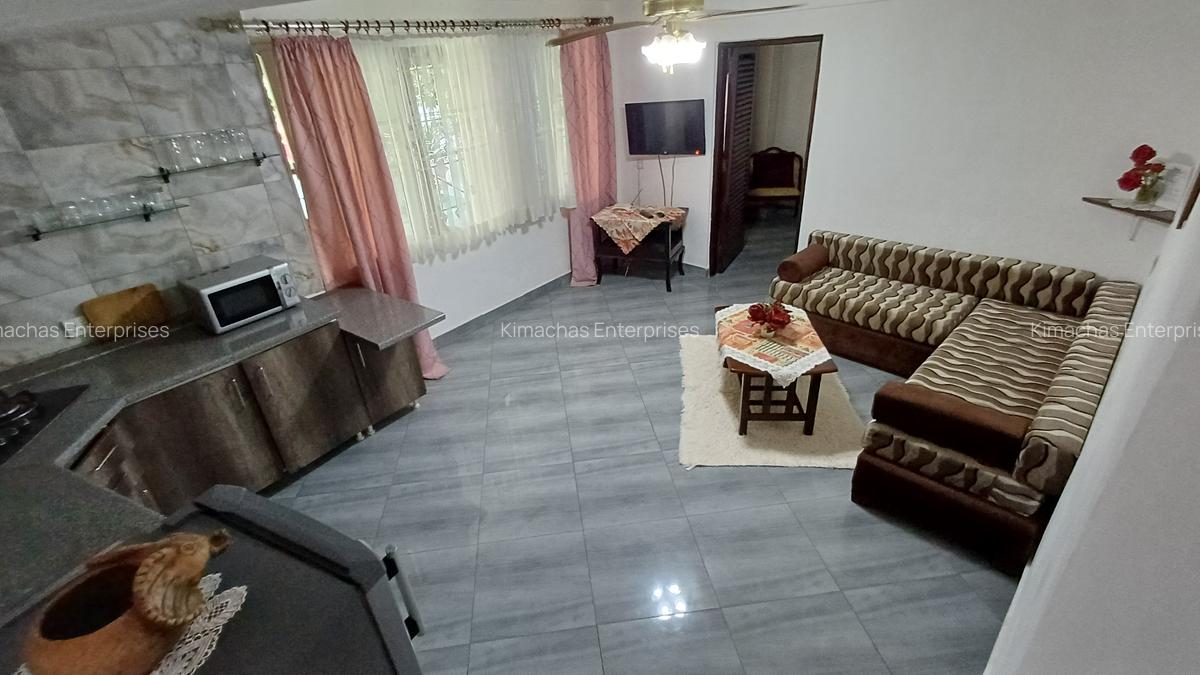 Serviced 1 Bed Apartment with En Suite at 2Nd Avenue Nyali - 11
