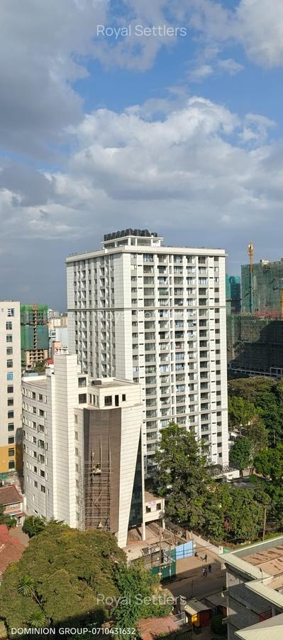 2 Bed Apartment with En Suite at Westlands Rd - 1