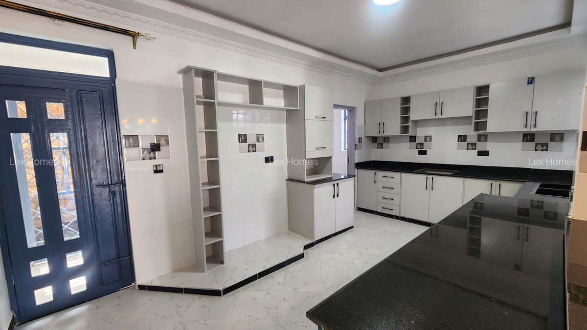 4 Bed House with En Suite at Ongata Rongai - 5