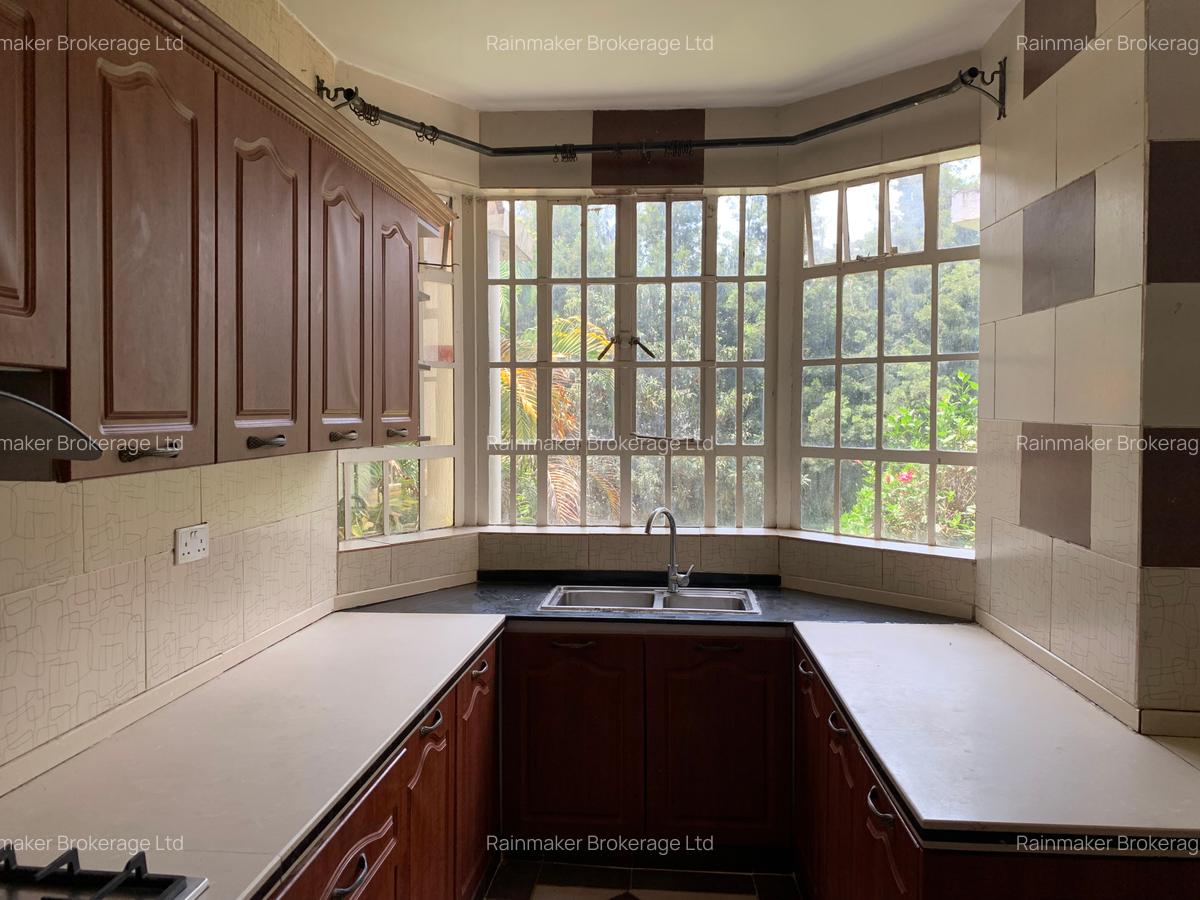 4 Bed Townhouse with En Suite at Ruaka Drive - 19