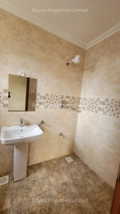 3 Bed Apartment with En Suite in Kileleshwa - 15