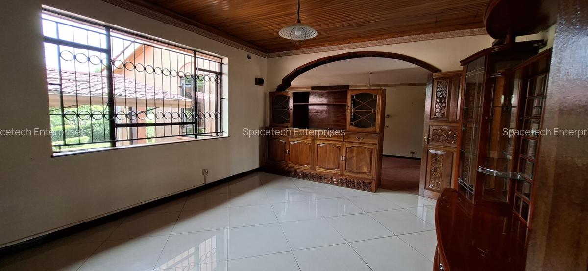 4 Bed House with En Suite in Runda - 9