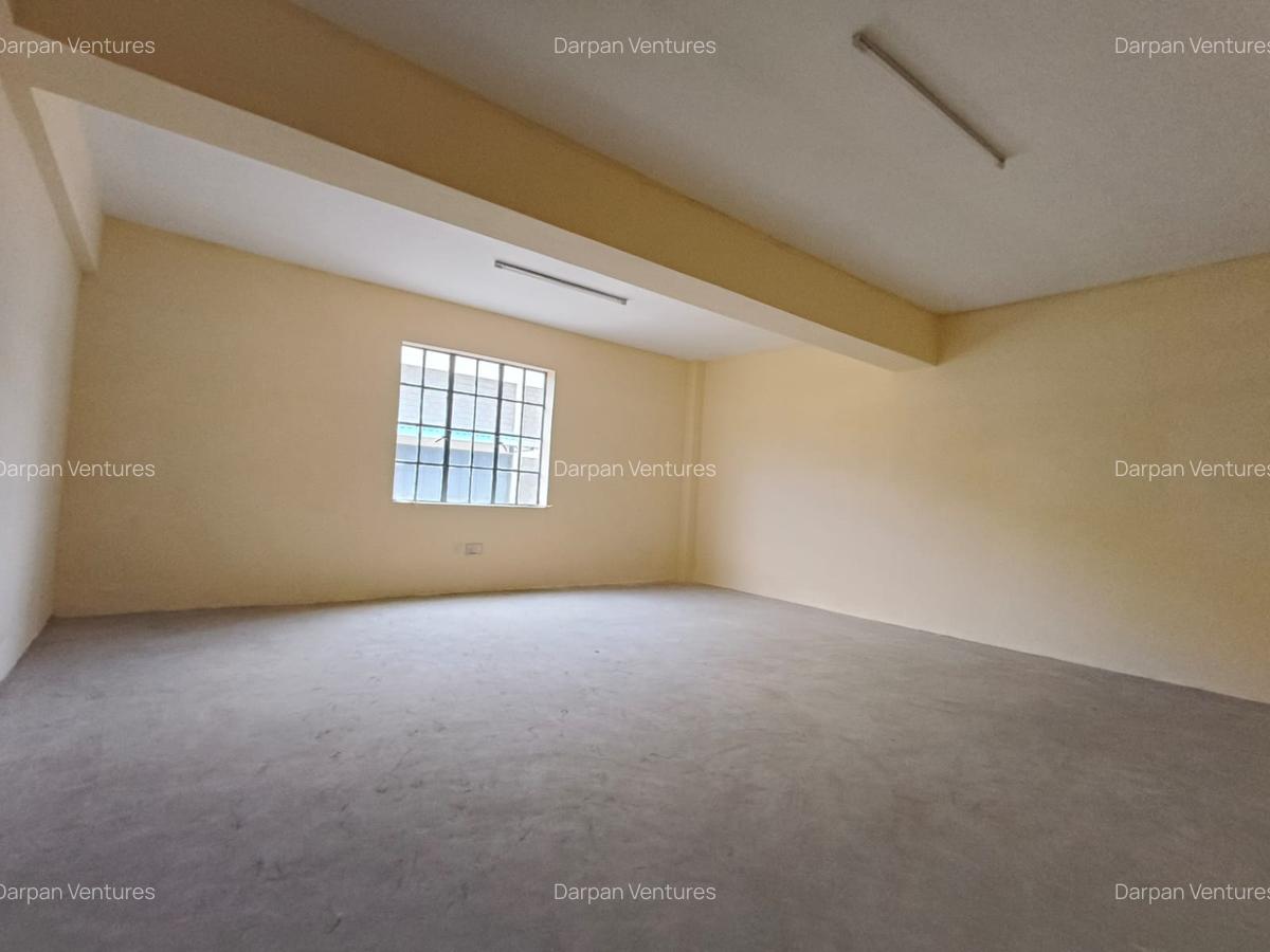 7,099 ft² Warehouse with Backup Generator in Ruaraka - 2