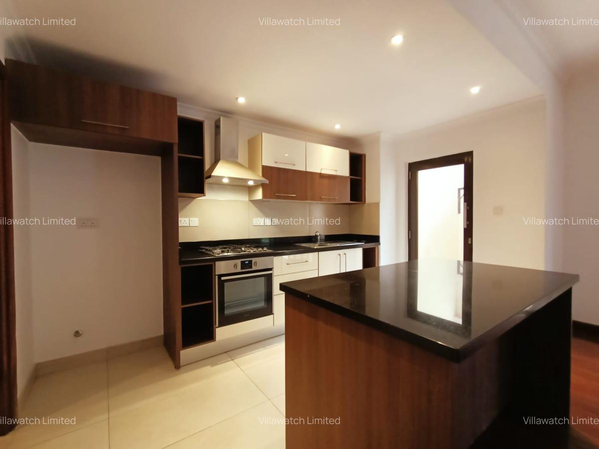 5 Bed Townhouse with En Suite in Kileleshwa - 9