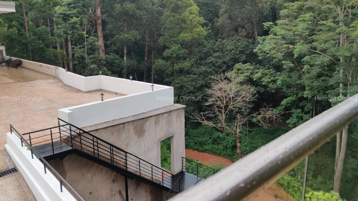 2 Bed Townhouse with En Suite at Peponi Rd - 11