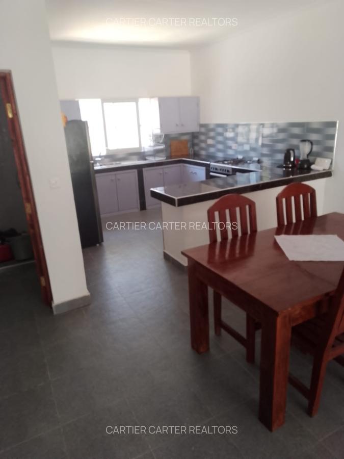 4 Bed House with En Suite in Watamu - 9