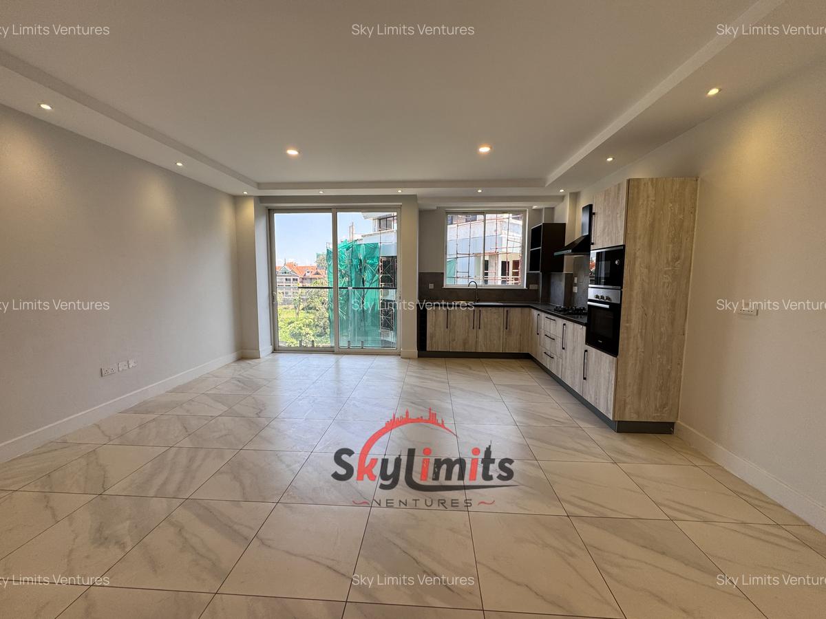 2 Bed Apartment with En Suite in Westlands Area - 12