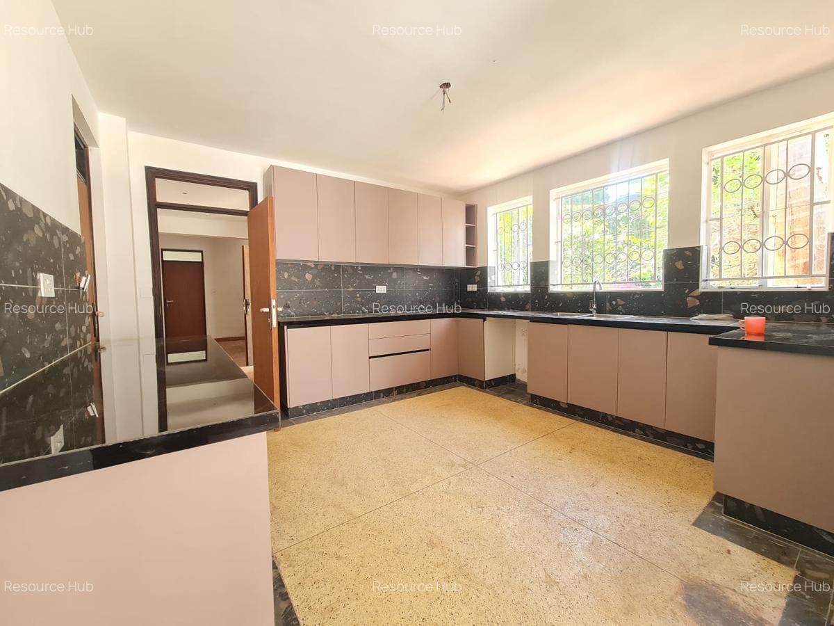 4 Bed House with En Suite at Runda - 7