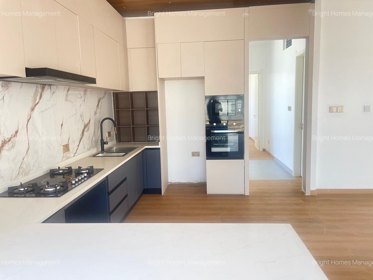 5 Bed Townhouse with En Suite in Lavington - 8