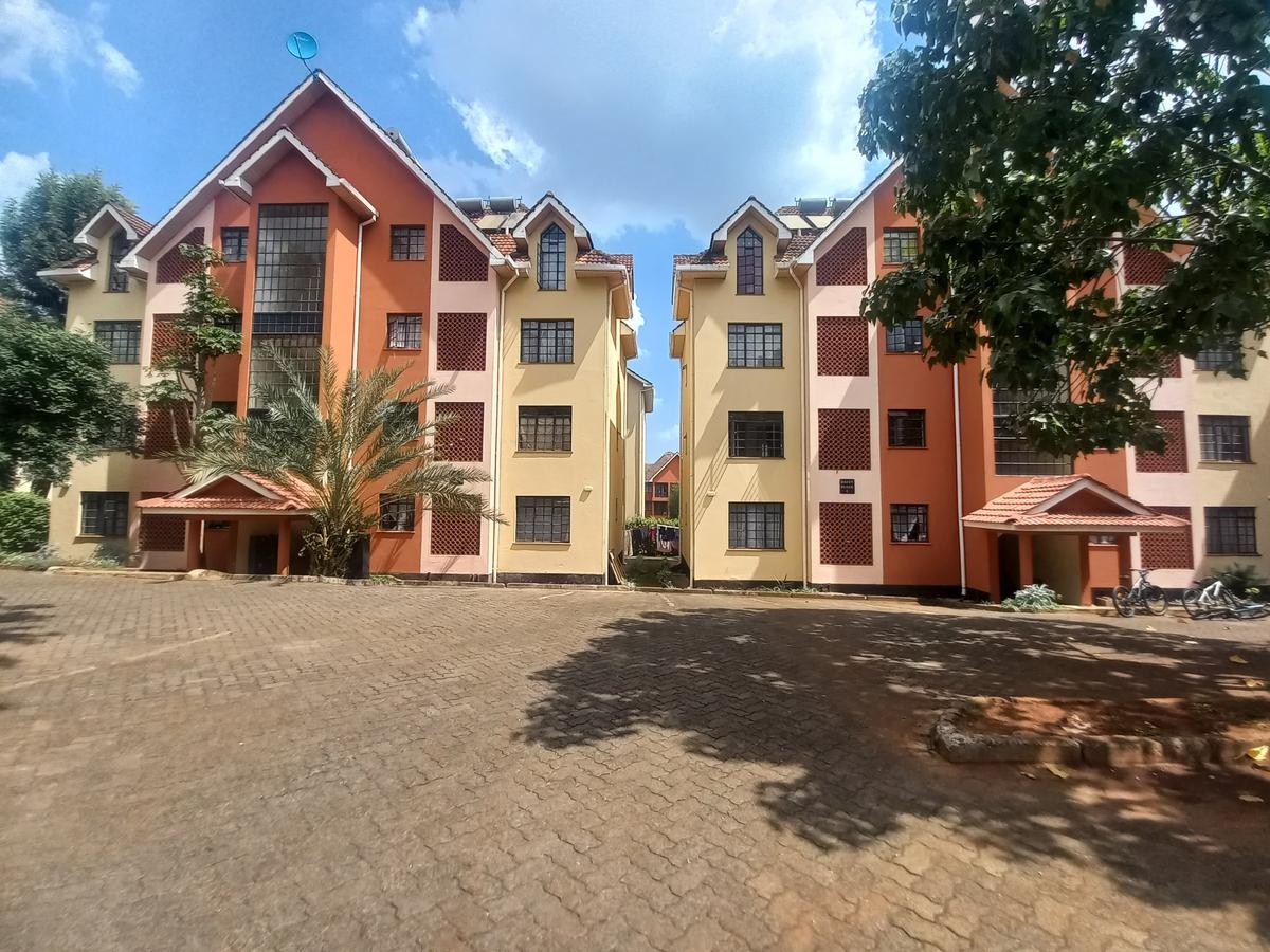 2 bed apartment with en suite at fourways junction estate rd