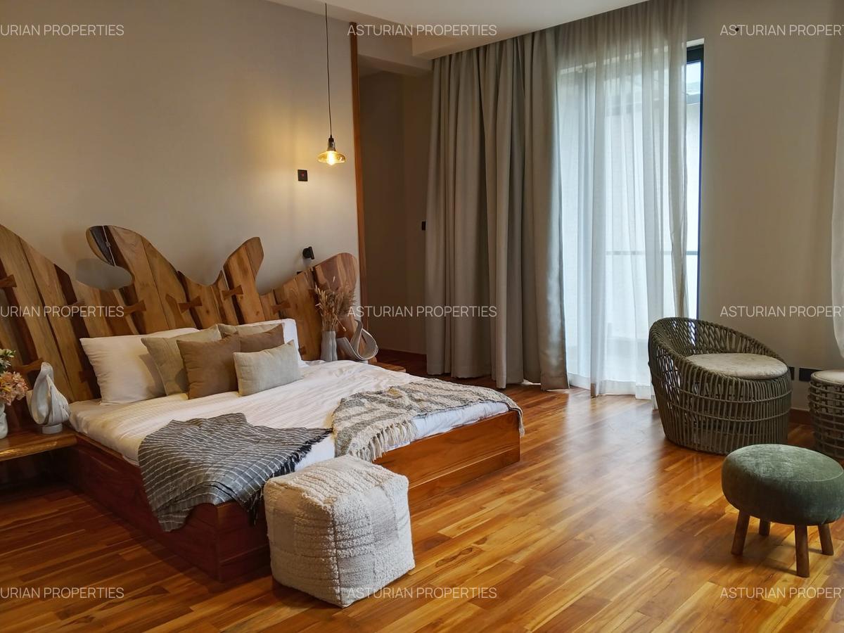 4 Bed Villa with En Suite in Westlands Area - 14
