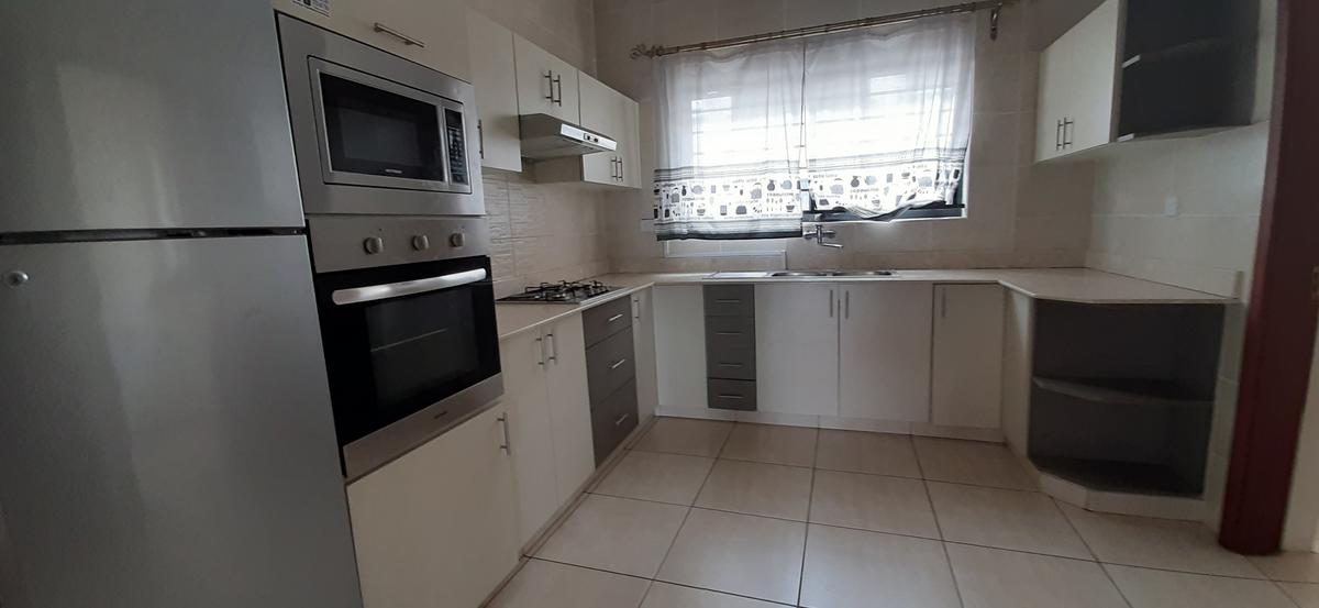 3 Bed Apartment with Borehole in Westlands Area - 9