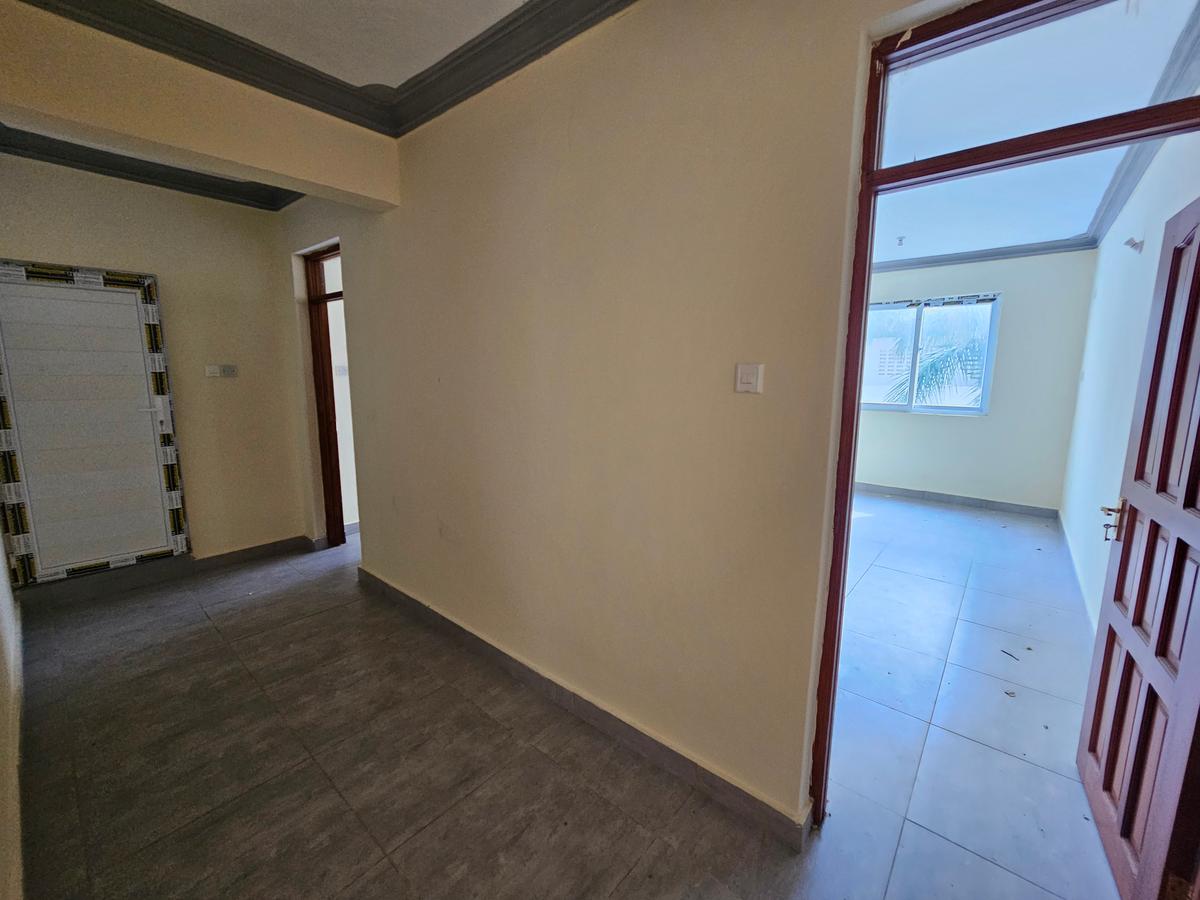 2 Bed Apartment with En Suite in Nyali Area - 18