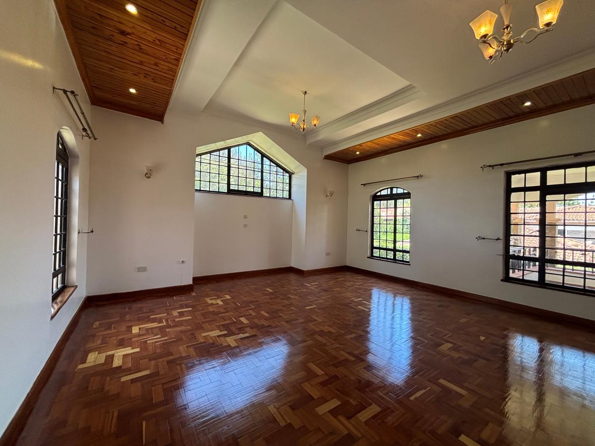 4 Bed House with En Suite in Karen - 16