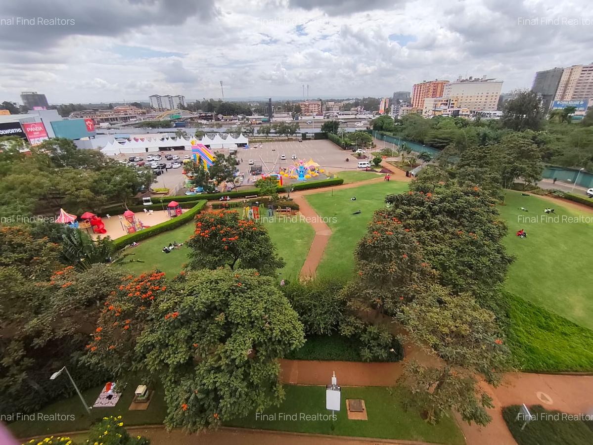 Furnished 2 Bed Apartment with En Suite in Garden Estate - 2