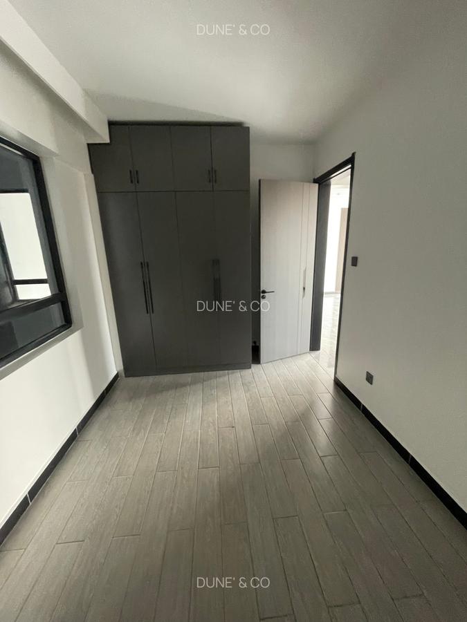 2 Bed Apartment with En Suite in Lavington - 15