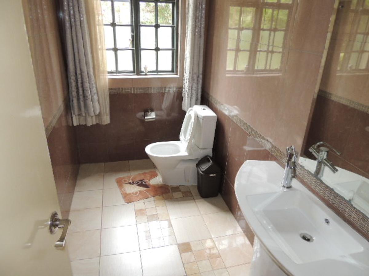 5 Bed Townhouse with En Suite at Karen Plains - 7