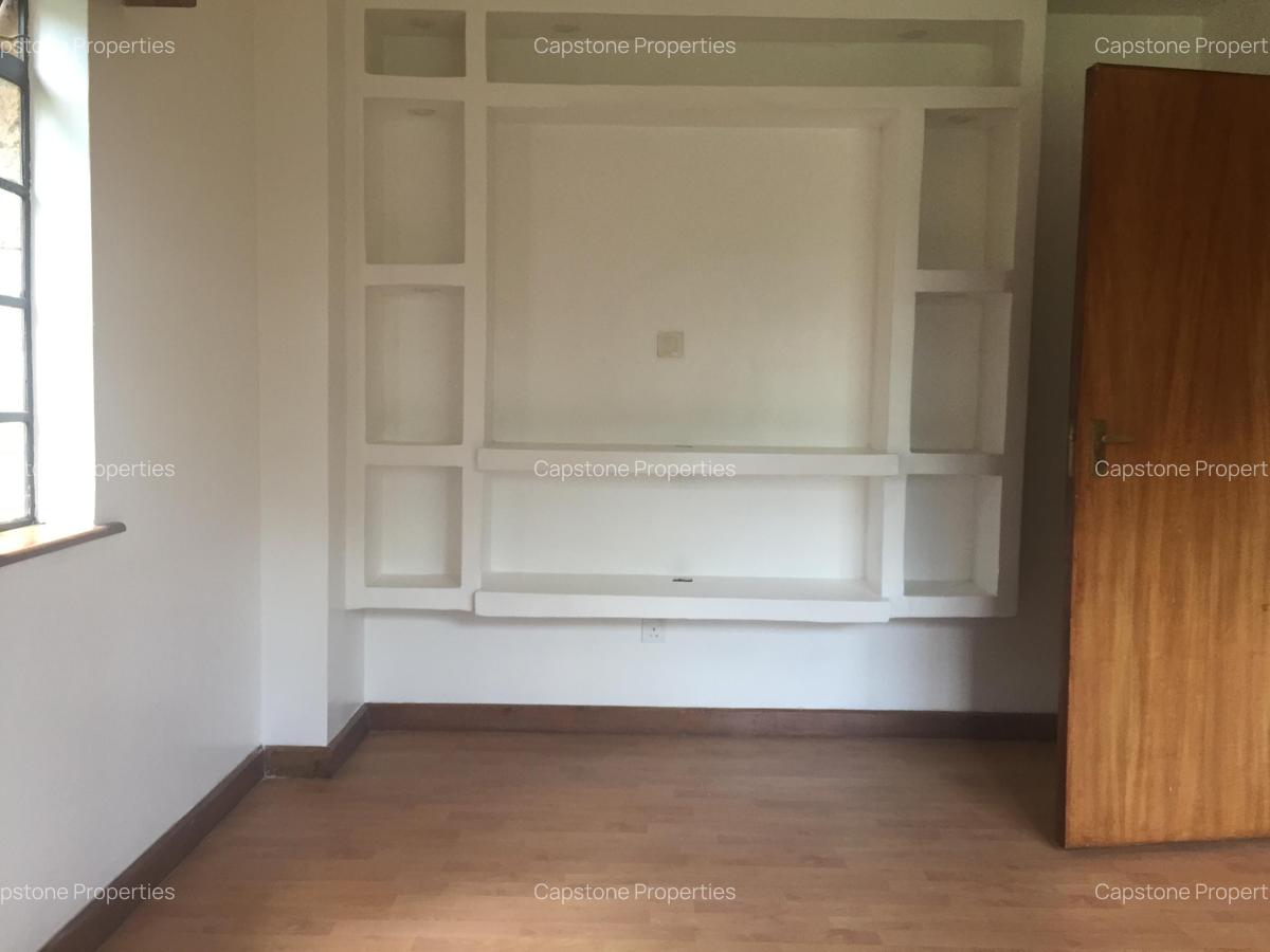 4 Bed Townhouse with En Suite in Runda - 15