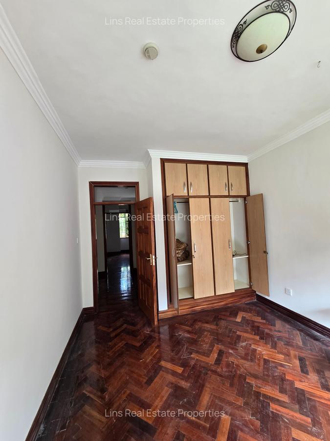 3 Bed Townhouse with En Suite in Spring Valley - 14