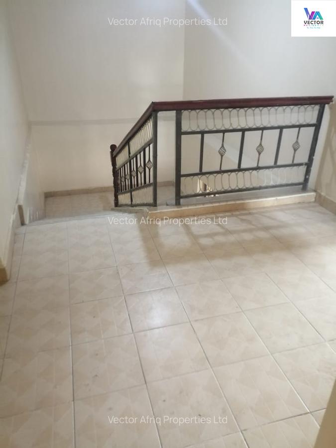 5 Bed Townhouse with En Suite in Syokimau - 13