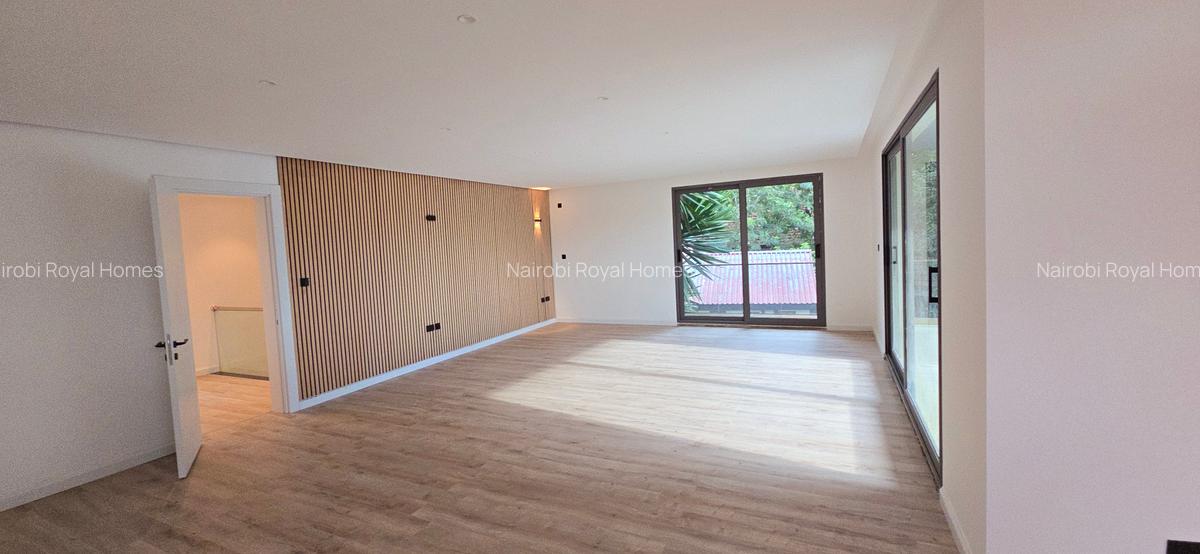 5 Bed Townhouse with En Suite at Garden Villa - 8