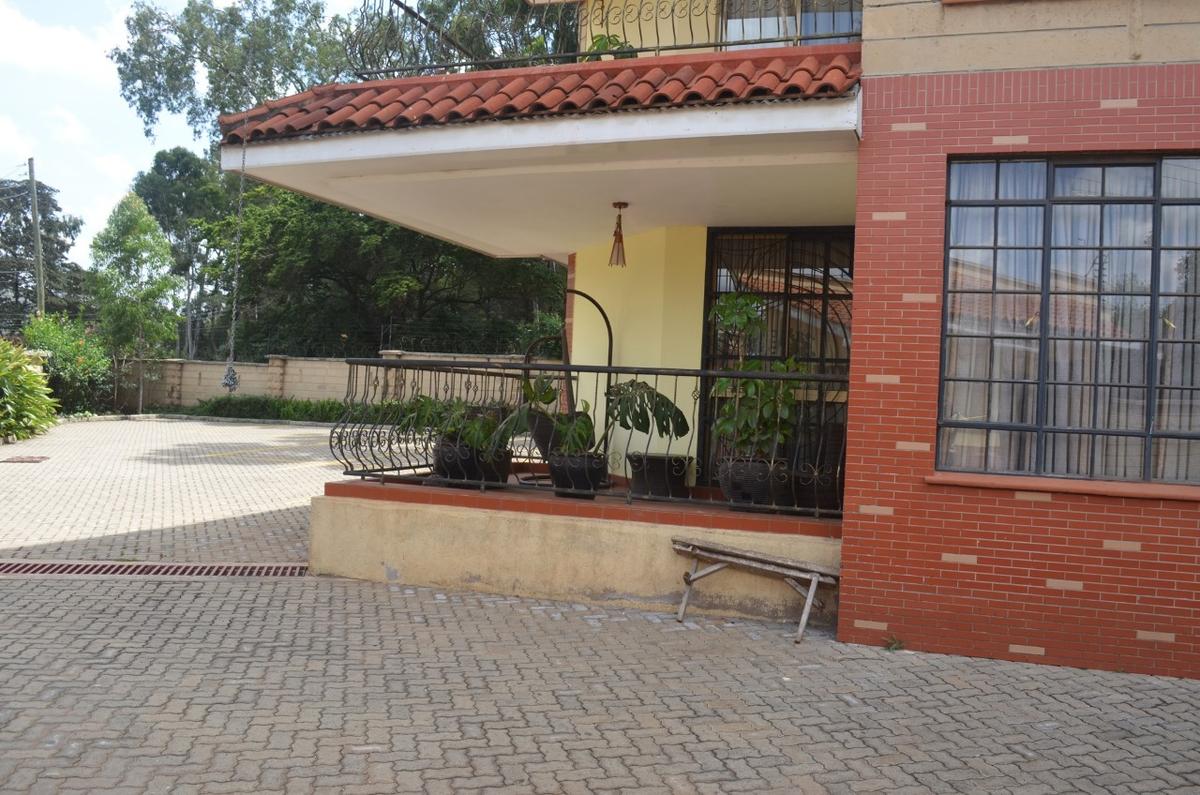 3 Bed Apartment with Staff Quarters in Kilimani - 3