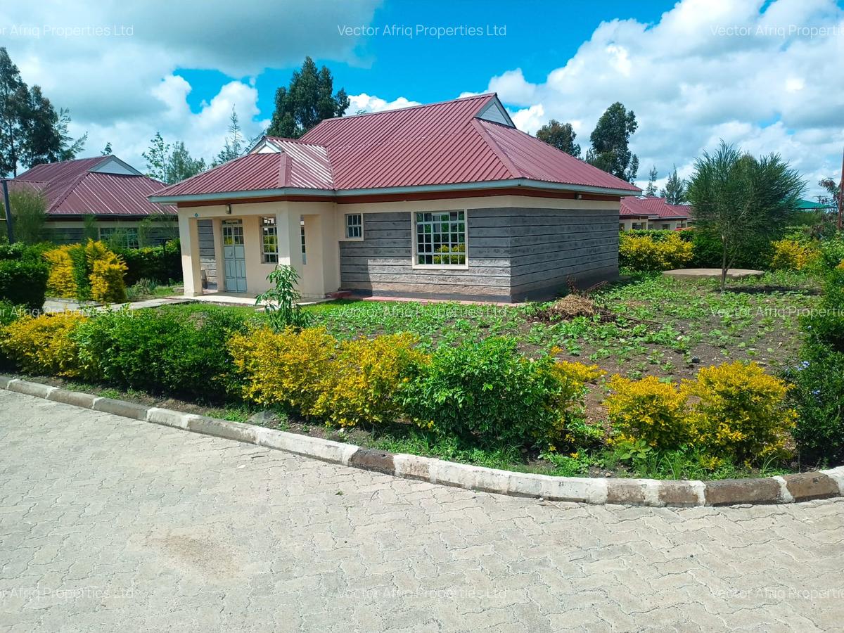 3 Bed House with Garden at Acacia - 14