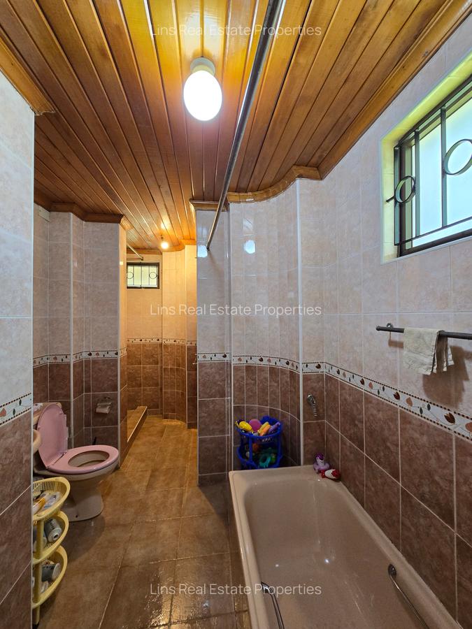 4 Bed Townhouse with En Suite in Westlands Area - 18