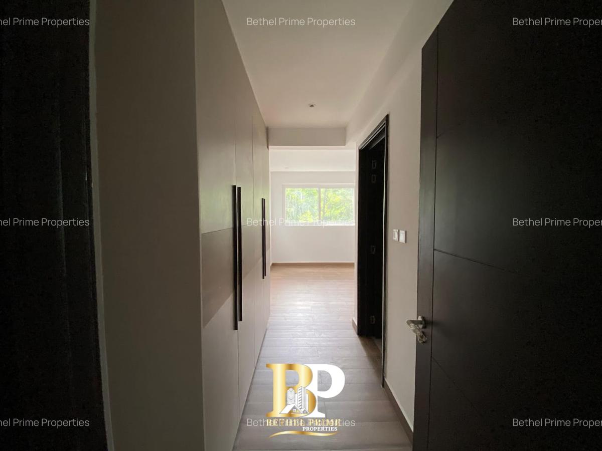 3 Bed Apartment with En Suite in General Mathenge - 14
