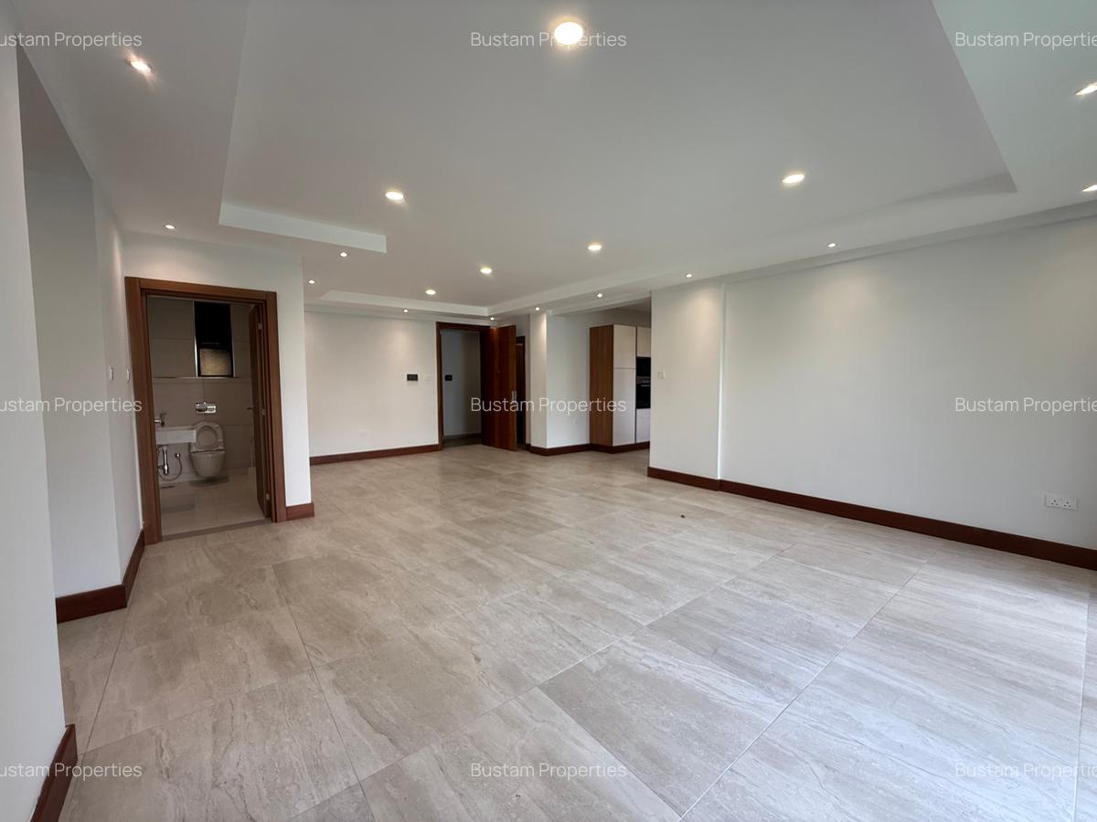 2 Bed Apartment with En Suite in Westlands Area - 4