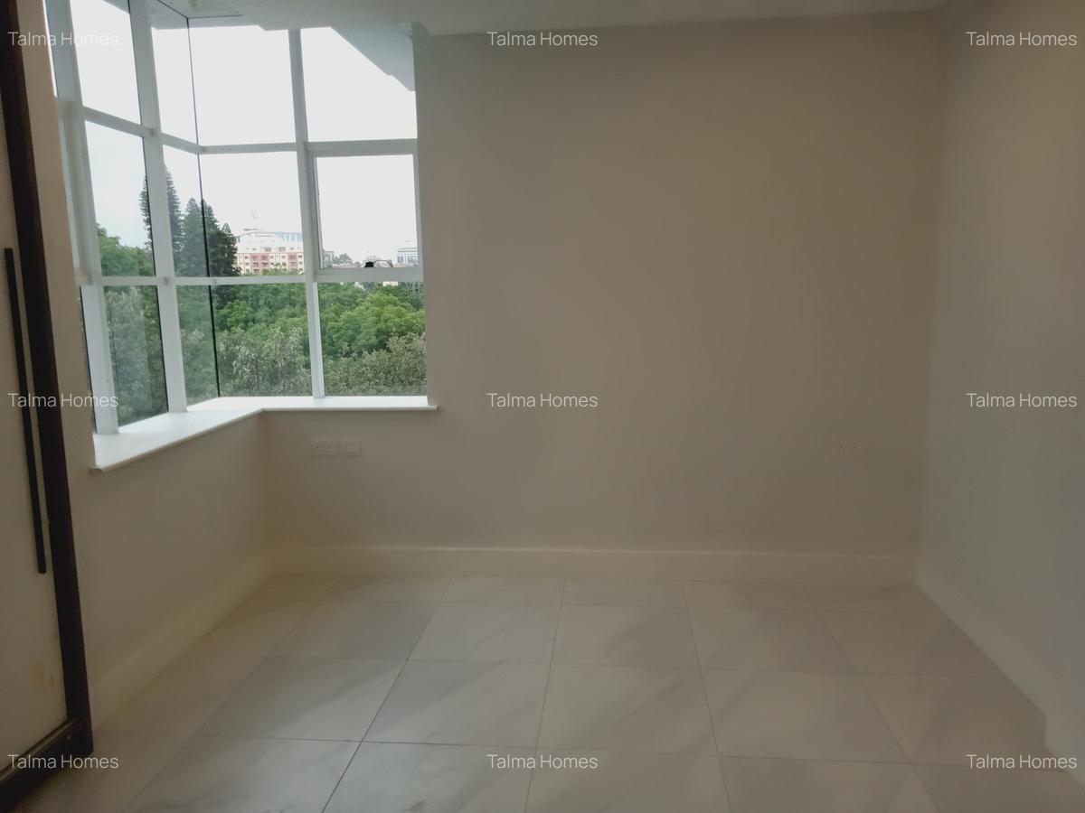 2 Bed Apartment with En Suite in Westlands Area - 7
