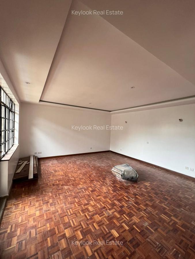 4 Bed Townhouse with En Suite at Lavington Green - 9