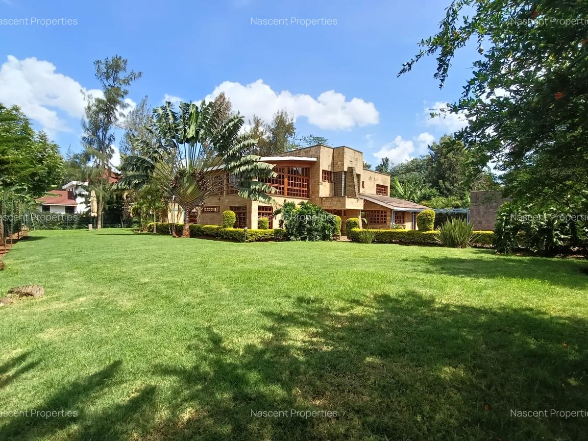 4 Bed House with En Suite in Runda - 1