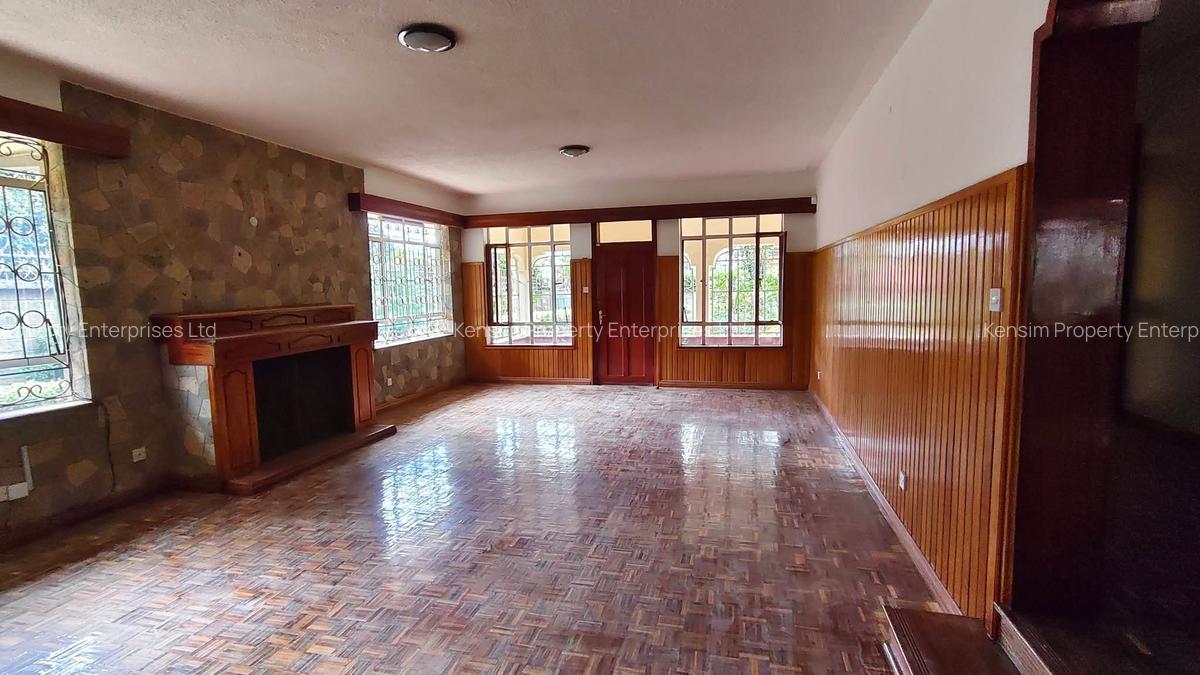 5 Bed House with En Suite in Nyari - 2