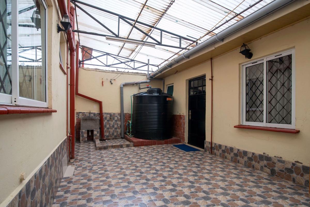 4 Bed Townhouse with En Suite in Kileleshwa - 16